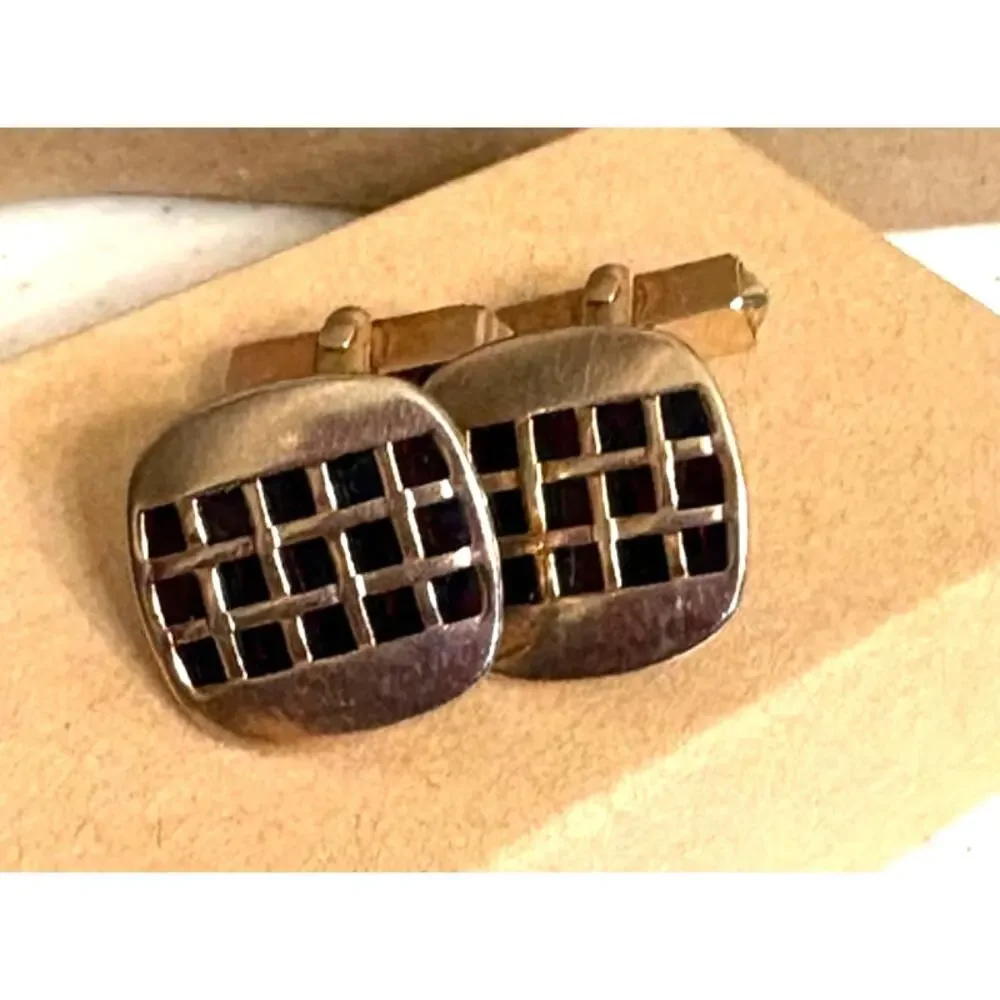Vintage Swank Mid Century Grid Pattern Cufflinks Ruby Red Stones And Gold Tone